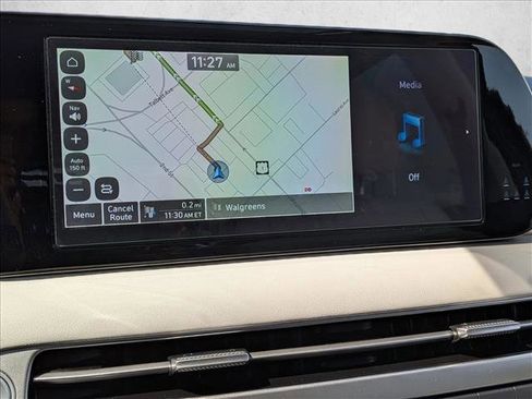 Used 2024 Hyundai Palisade Limited image 12