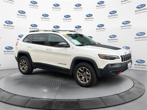 Used 2020 Jeep Cherokee Trailhawk image 1