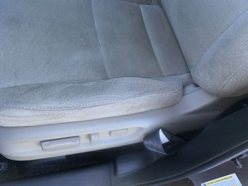 Used 2021 Honda Pilot EX image 9