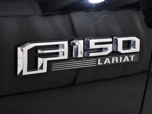Used 2018 Ford F150 Lariat w/ Equipment Group 502A Luxury AWD/4WD image 21