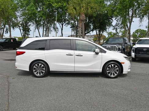 Used 2024 Honda Odyssey EX-L image 5