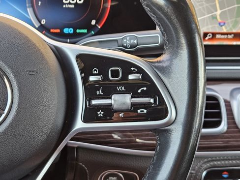 Used 2021 Mercedes-Benz GLS 450 4MATIC image 24