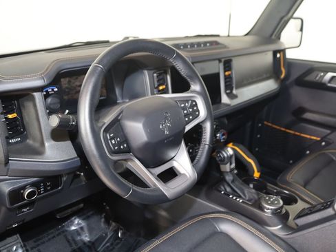 Used 2024 Ford Bronco Badlands AWD/4WD image 35