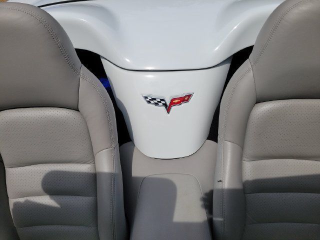 Used 2010 Chevrolet Corvette Convertible w/ Preferred Equipment Group RWD image 21