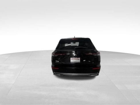 Used 2025 Mitsubishi Outlander SE FWD image 7