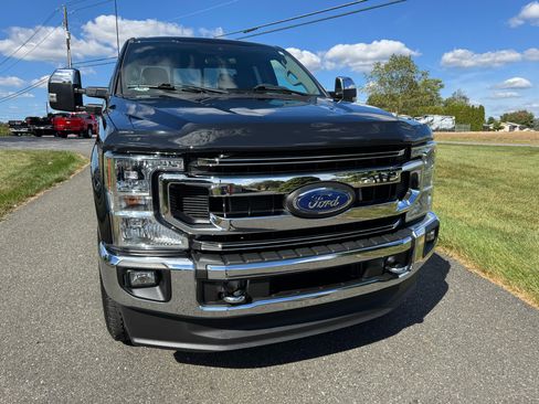 Used 2022 Ford F350 XLT w/ XLT Premium Package image 8