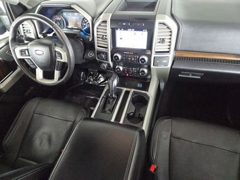 Used 2016 Ford F150 Lariat w/ Equipment Group 502A Luxury image 31