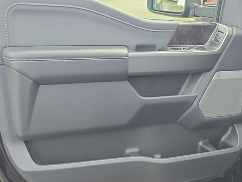 New 2026 Ford F250 Lariat w/ Tremor Off-Road Package image 11