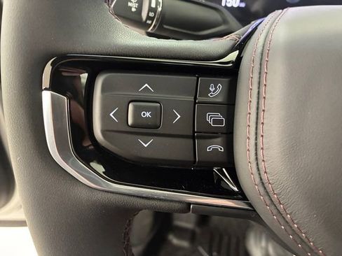 Used 2025 Jeep Wagoneer S Limited AWD/4WD image 23