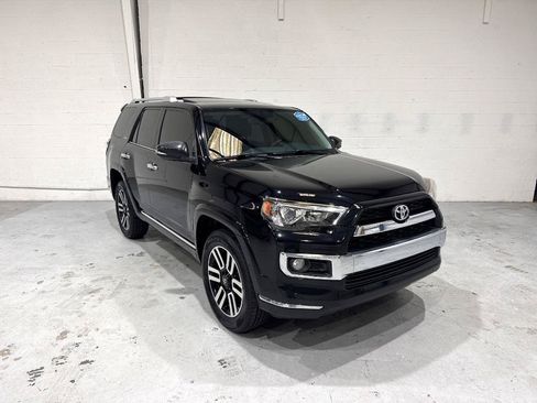 Used 2016 Toyota 4Runner Limited AWD/4WD image 2