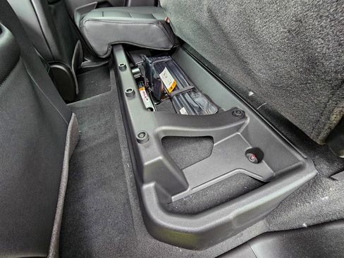 New 2026 GMC Canyon Elevation w/ Convenience Package image 33