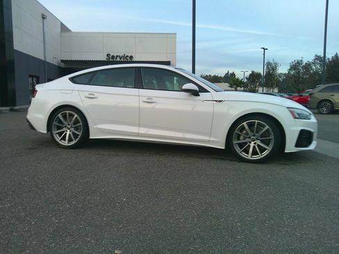 Used 2025 Audi A5 2.0T Premium Plus image 3