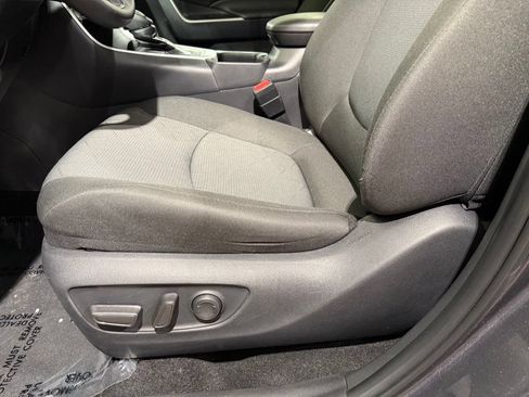 Certified 2025 Toyota RAV4 XLE AWD/4WD image 14