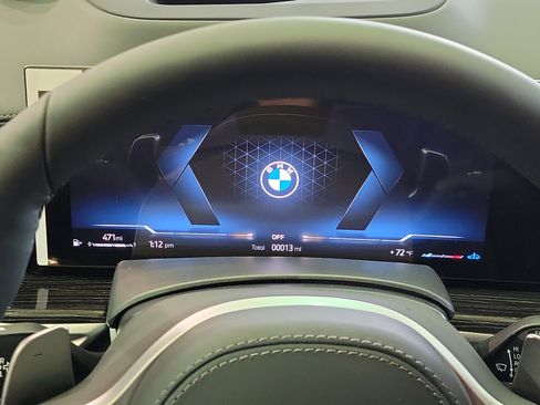 New 2026 BMW X6 xDrive40i w/ Climate Comfort Package image 21