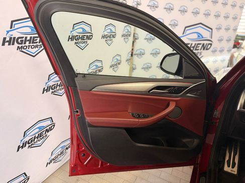 Used 2021 BMW X4 M40i w/ Premium Package image 12