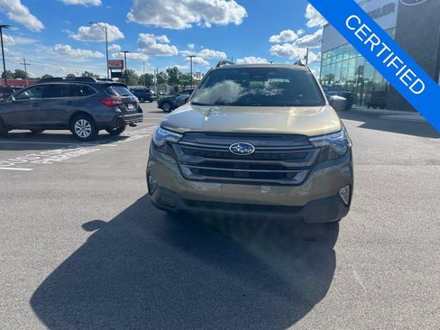 Used 2026 Subaru Forester Premium AWD/4WD image 8