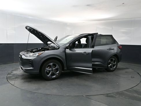 Used 2024 Ford Escape ST-Line w/ Tech Pack #1 AWD/4WD image 27