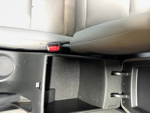 Used 2018 Hyundai Elantra Value Edition image 41