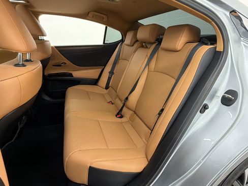 Certified 2023 Lexus ES 350 w/ Premium Package FWD image 24