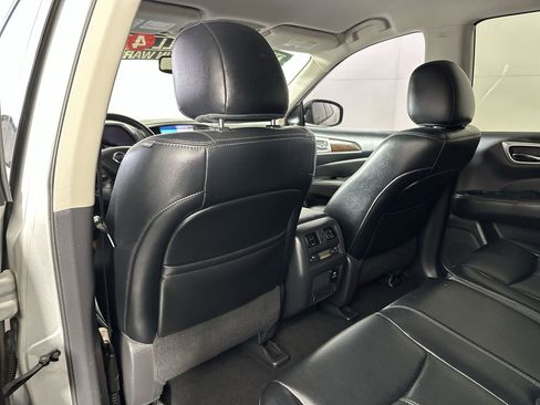 Used 2016 Nissan Pathfinder SL w/ SL Tech Package image 28