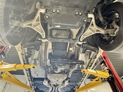 Used 2020 Jeep Grand Cherokee Overland AWD/4WD image 26