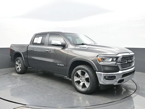 Used 2022 RAM 1500 Laramie AWD/4WD image 7