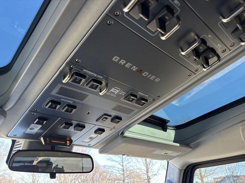 Used 2025 INEOS Grenadier Fieldmaster Edition image 43