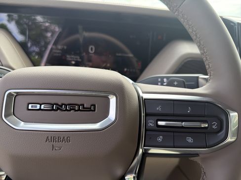 New 2026 GMC Yukon Denali RWD image 29