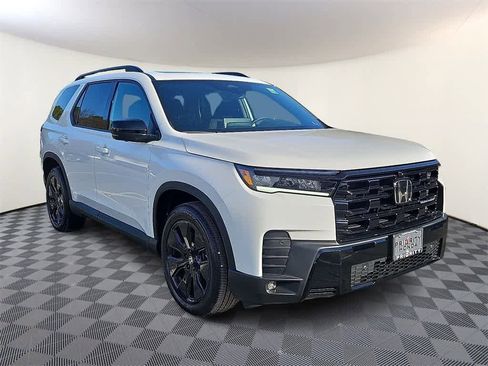 New 2026 Honda Pilot Black Edition image 2