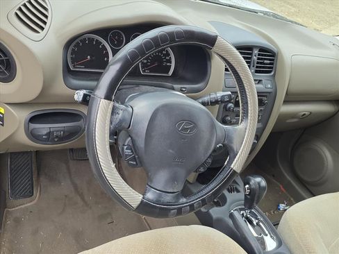 Used 2006 Hyundai Santa Fe GLS image 9