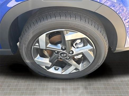 New 2025 Hyundai Venue Limited image 20