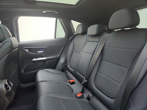 New 2026 Mercedes-Benz GLC 300 image 11