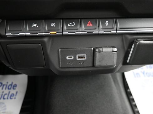 Certified 2023 Chevrolet Silverado 1500 Custom w/ LPO, Dark Essentials Package AWD/4WD image 19