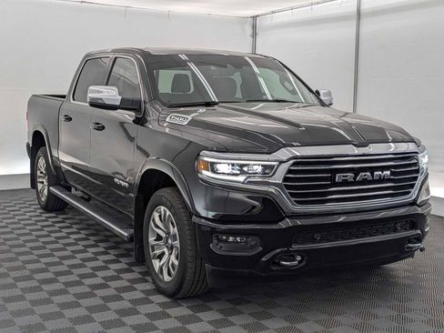 Used 2023 RAM 1500 Limited w/ Body-Colour Bumper Group AWD/4WD image 8
