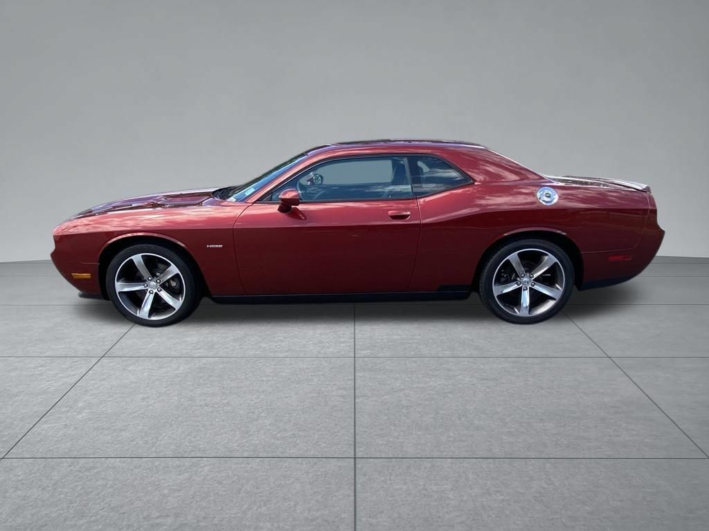 Used 2014 Dodge Challenger R/T RWD image 4