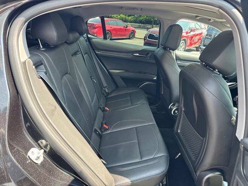Used 2021 Alfa Romeo Stelvio Sprint w/ Sun & Sound Package AWD/4WD image 29