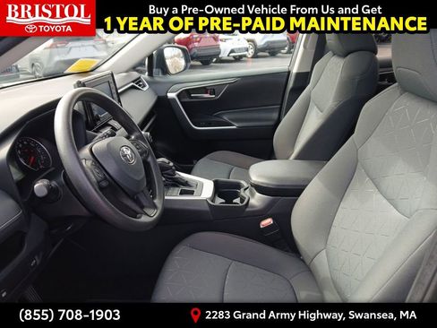 Used 2021 Toyota RAV4 XLE w/ Convenience Package image 15