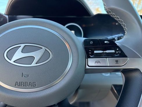 Certified 2025 Hyundai Elantra SEL w/ Cargo Package image 40