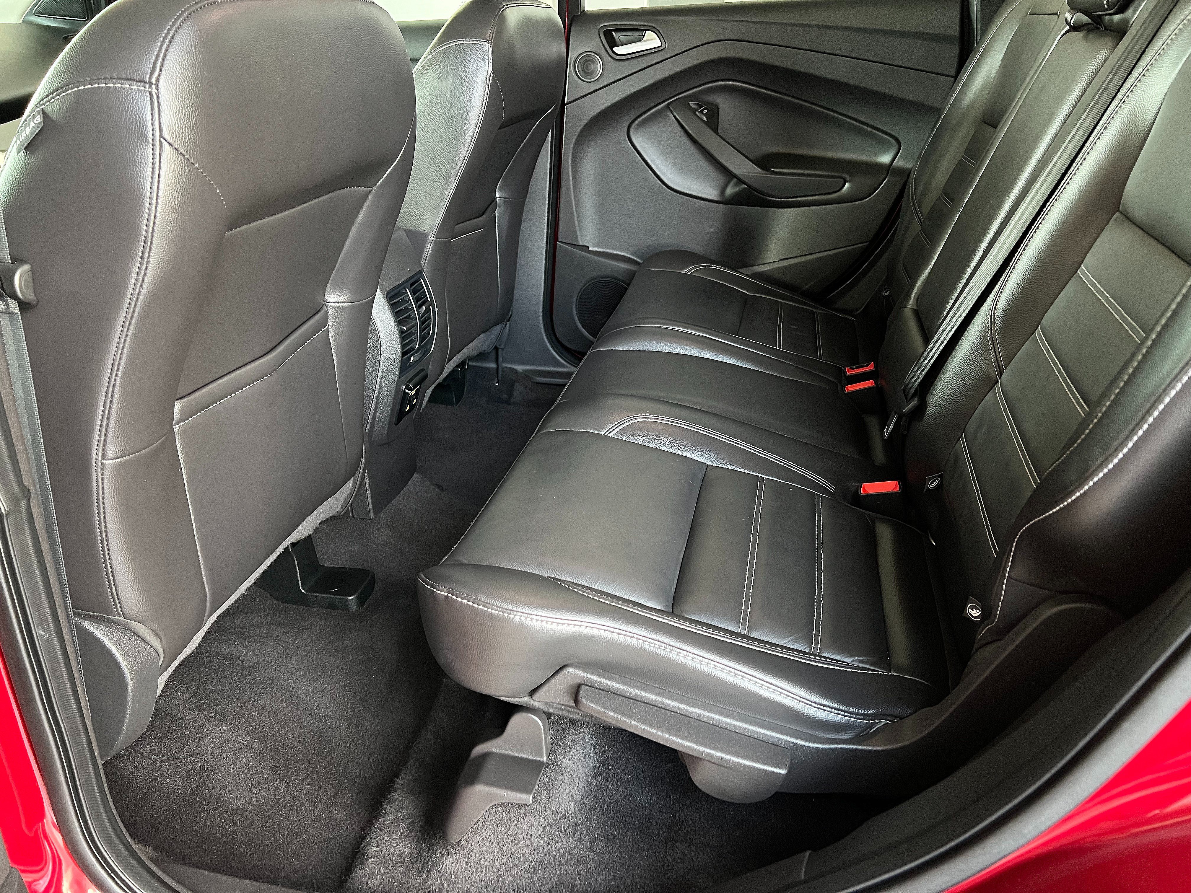 Used 2018 Ford Escape Titanium AWD/4WD image 19
