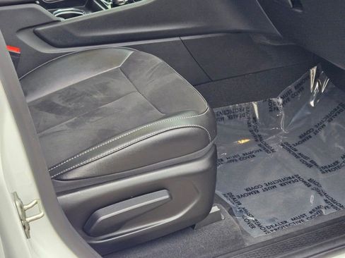 Certified 2024 Jeep Grand Cherokee L Altitude image 6