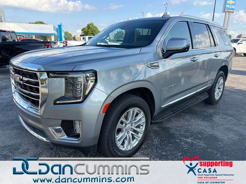 Used 2024 GMC Yukon SLT w/ SLT Luxury Package AWD/4WD image 1