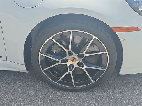 Used 2025 Porsche 911 Carrera 4 GTS image 13