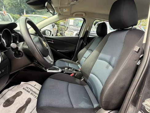 Used 2017 Toyota Yaris iA FWD image 15