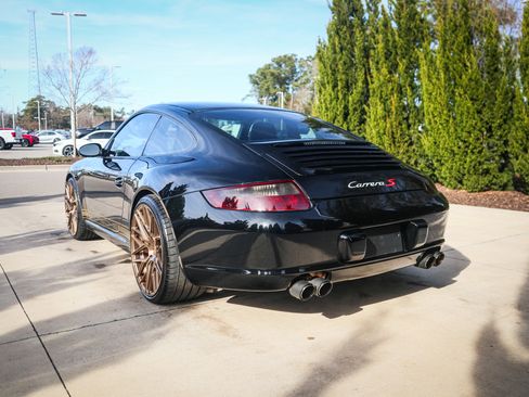 Used 2005 Porsche 911 Carrera S image 8