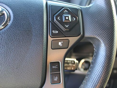 Used 2019 Toyota Tacoma TRD Off-Road RWD image 24