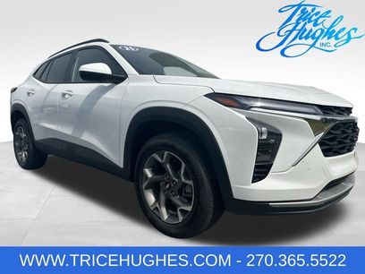 Used 2025 Chevrolet Trax LT