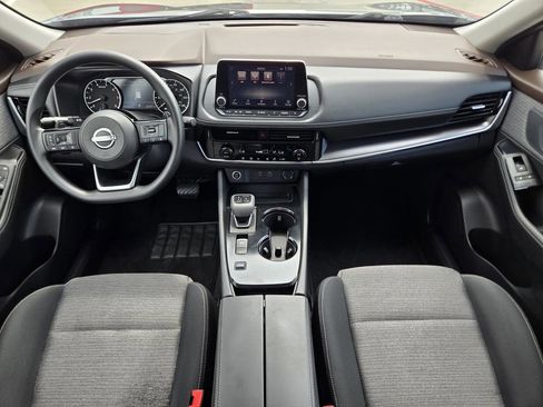 Used 2022 Nissan Rogue SV FWD image 13