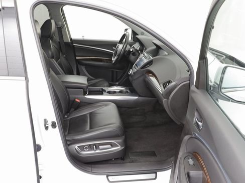 Used 2020 Acura MDX SH-AWD image 19
