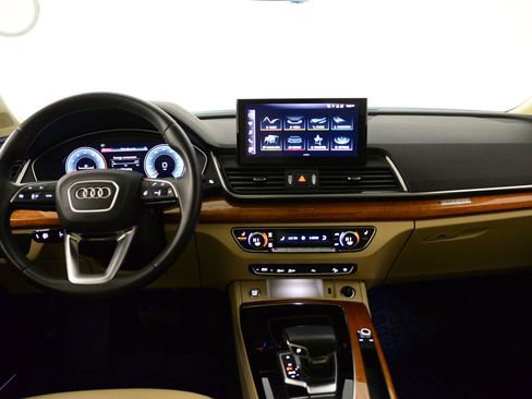 Certified 2023 Audi Q5 2.0T Premium Plus w/ Premium Plus Package AWD/4WD image 4