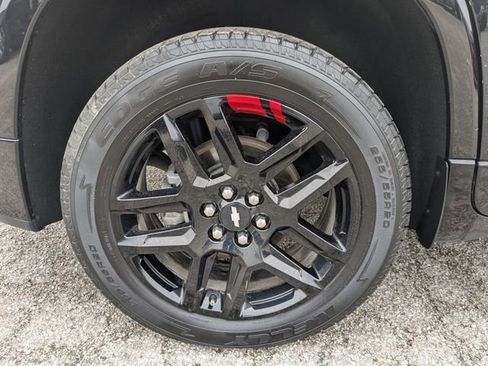 Used 2019 Chevrolet Traverse Premier w/ Redline Edition image 11